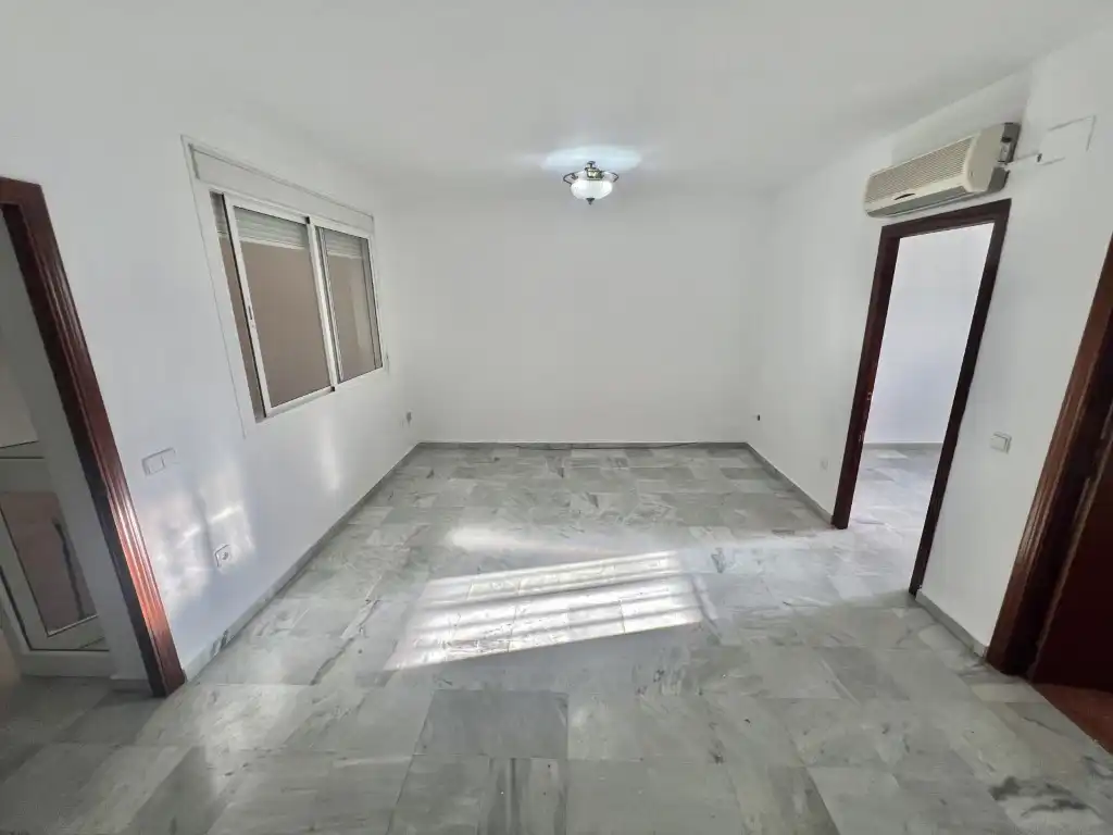 Casa adosada en venda en Dos Hermanas