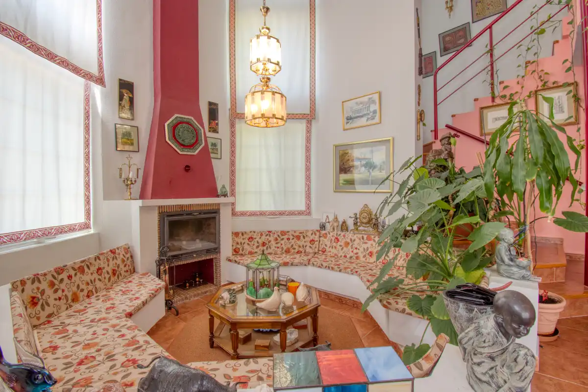 Sala de estar de Casa o chalet en venta en Nuevo Baztán con Aire acondicionado, Calefacción y Jardín privado