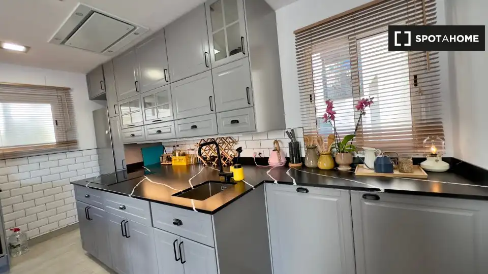 Wohnung zur Miete in Centre