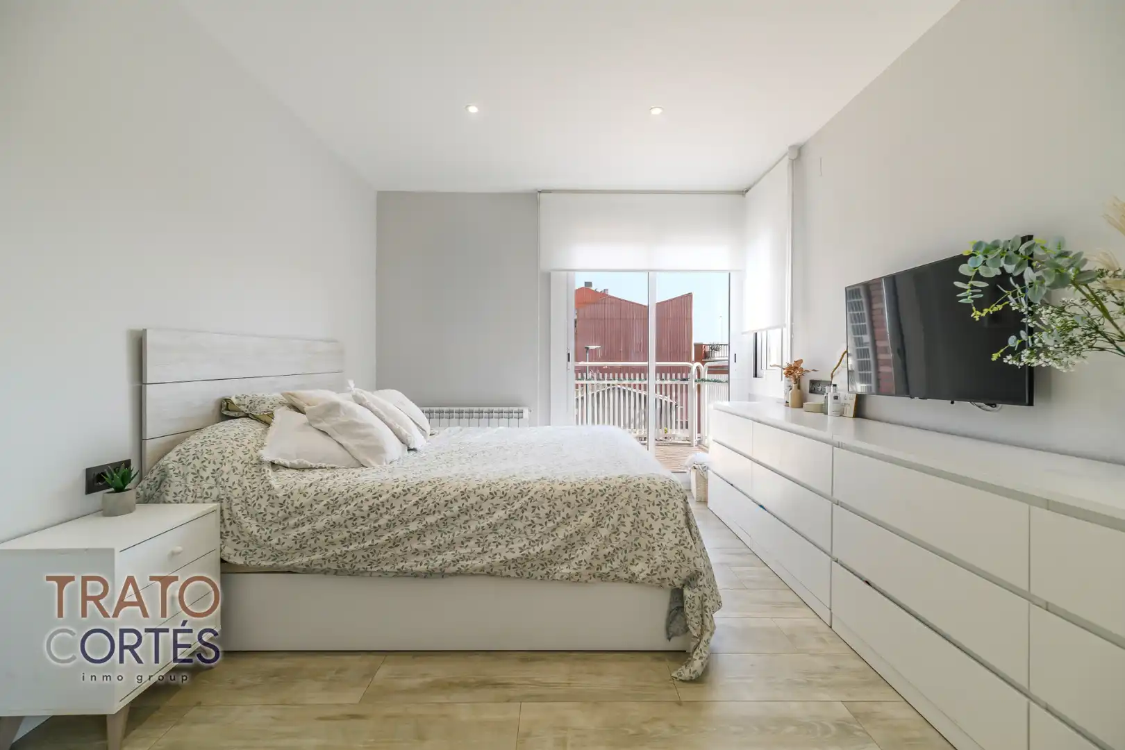 Flat with terrace for sale in Plaça Magdalena Trias, imagen 15