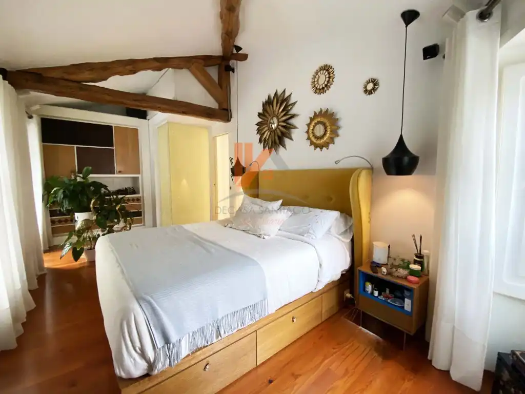 Bedroom of Houses for sale in Santiago de Compostela   with Washing machine