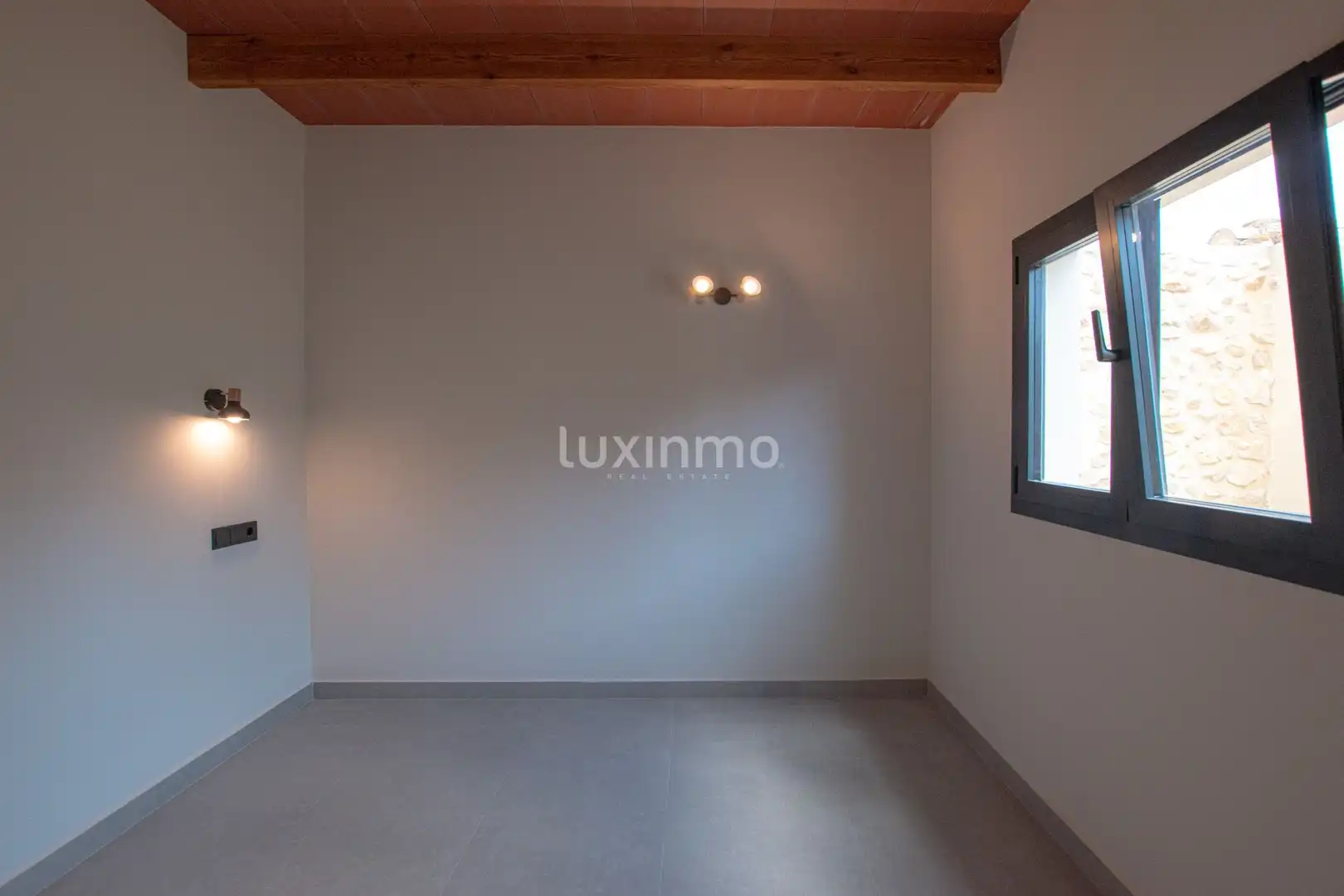 Piso de alquiler en Senija, Alicante