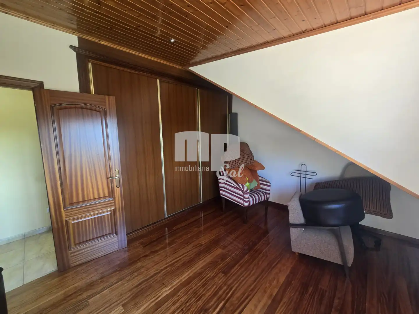 Habitación de Casa o chalet en venta en Vigo  con Calefacción, Jardín privado y Terraza