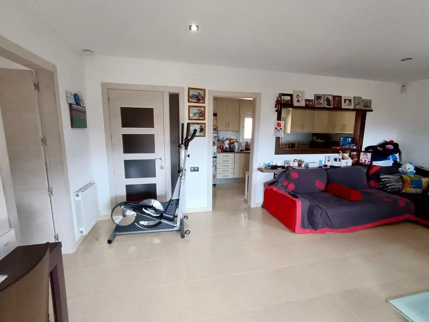 Sala de estar de Casa o chalet en venta en Sant Cebrià de Vallalta con Aire acondicionado, Calefacción y Jardín privado