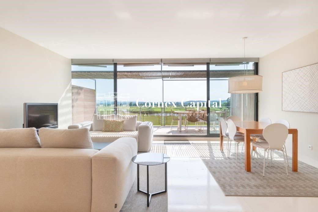 Living room of Duplex to rent in Gualta  with Air Conditioner, Heating and Private garden