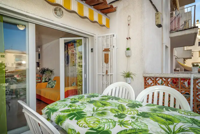 Jardí de Planta baixa en venda en Empuriabrava amb Aire condicionat, Calefacció i Terrassa