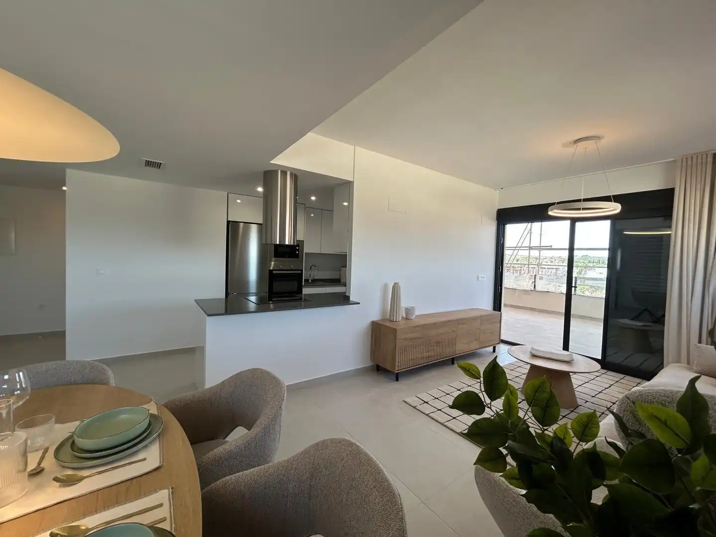 Apartament amb piscina en venda a San Miguel de Salinas, imagen 2