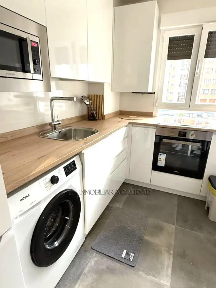 Cocina de Piso de alquiler en Burgos con Calefacción