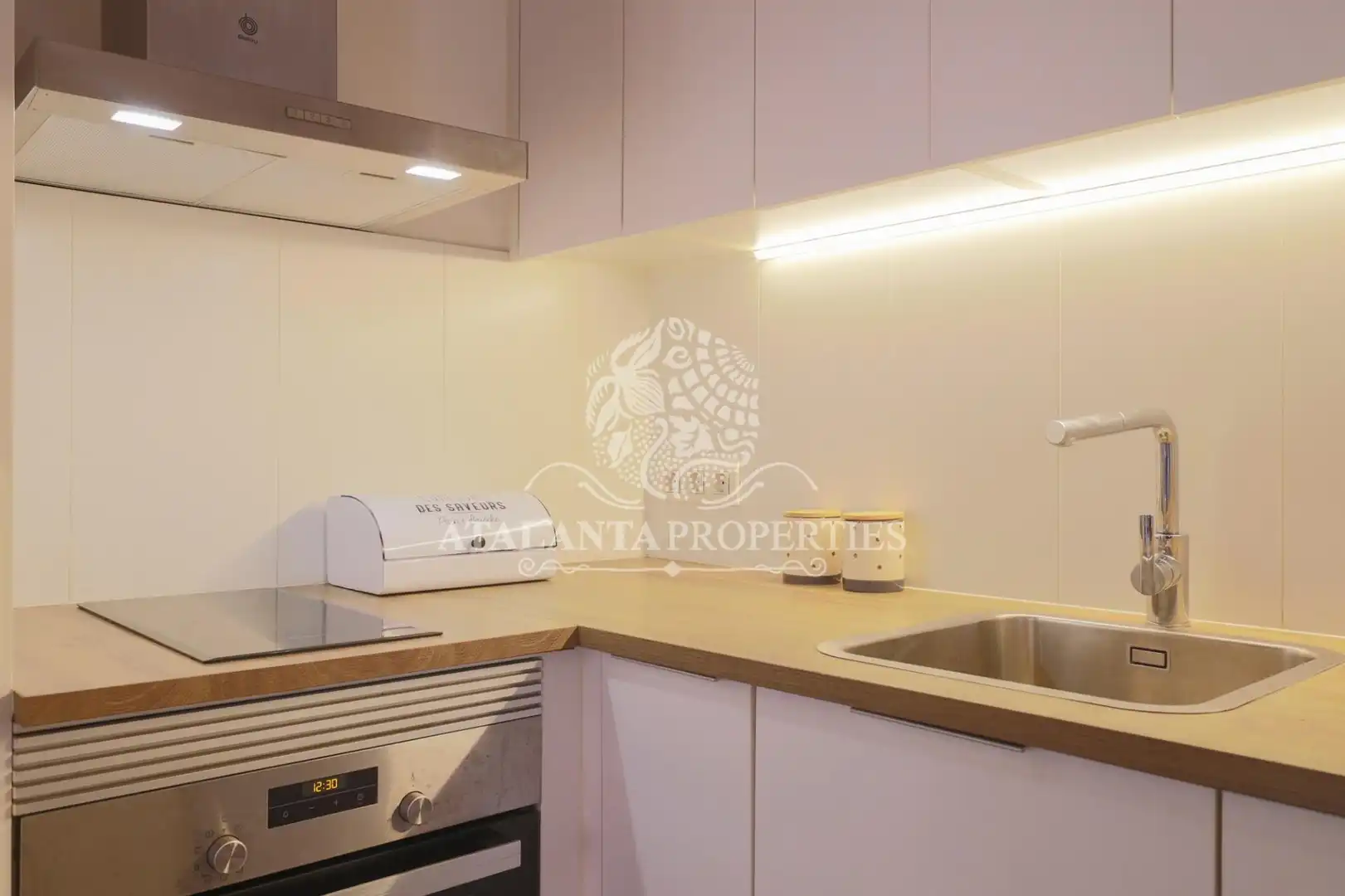 Appartamento con terrazza in affitto a Carrer PEU DE LA CREU, imagen 17