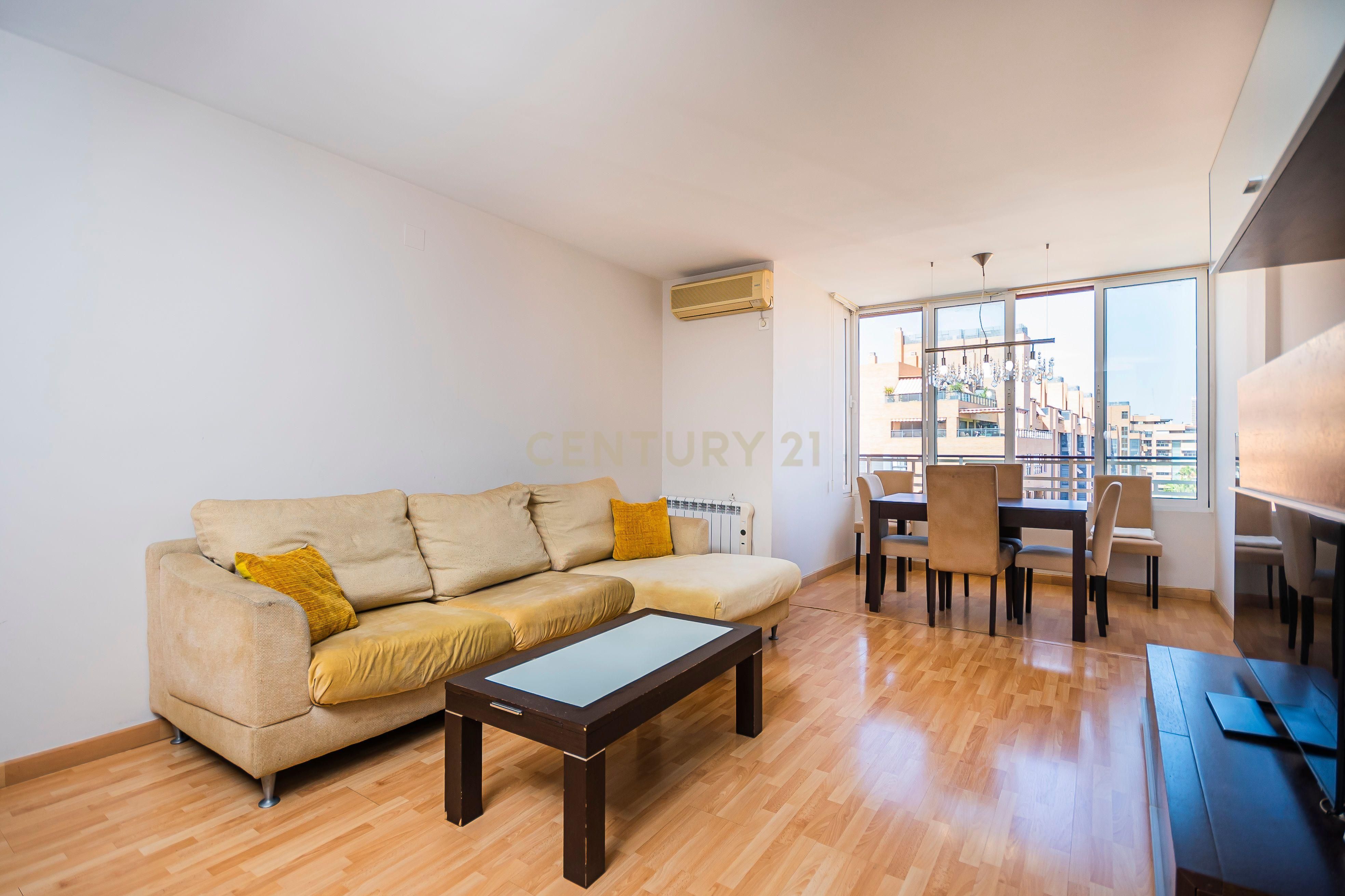 Sala de estar de Piso en venta en Alicante / Alacant con Aire acondicionado, Jardín privado y Trastero