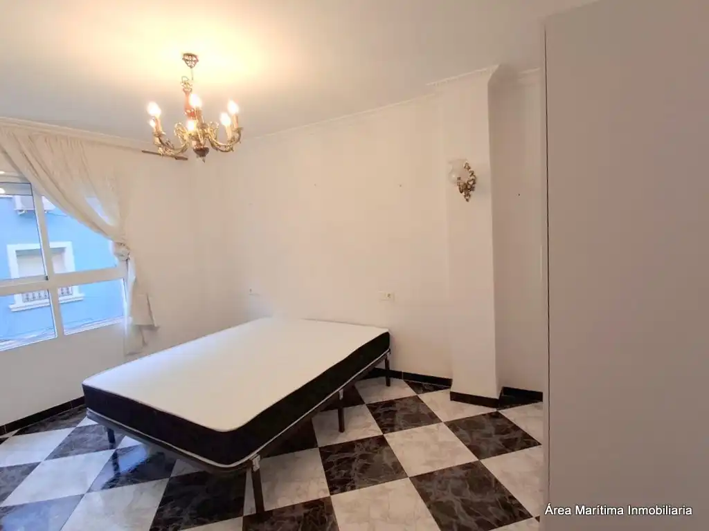 Flat for rent in Carrer d'Ernest Anastasio, El Cabanyal - El Canyamelar