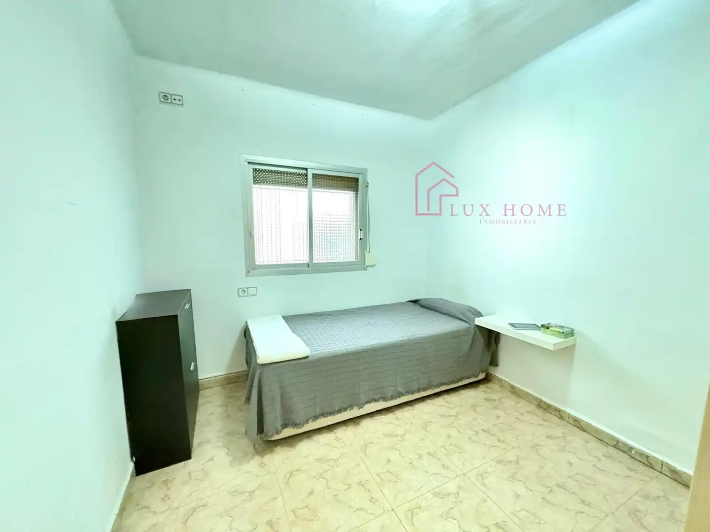 Habitación de Planta baja en venta en Santa Perpètua de Mogoda con Aire acondicionado y Calefacción