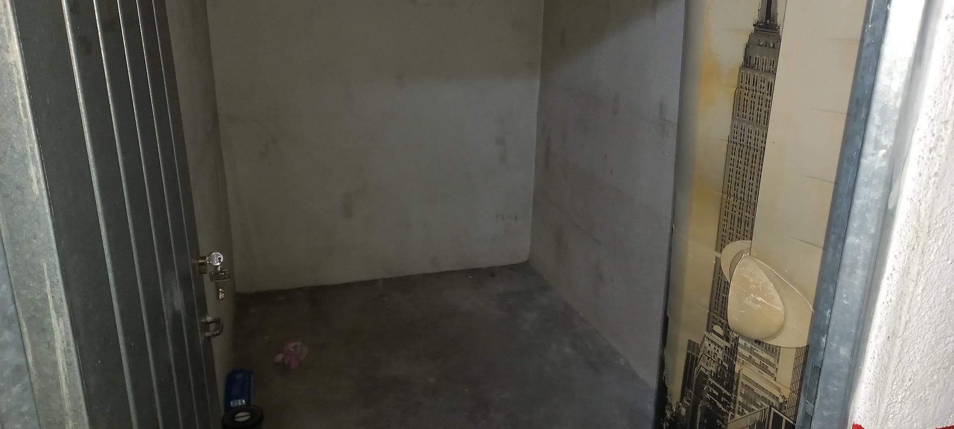 Box room to rent in Quart de Poblet