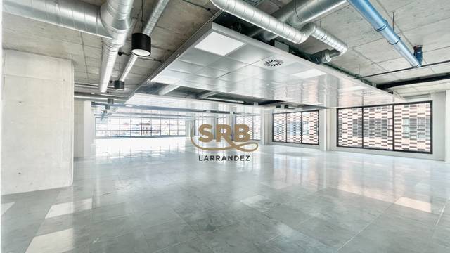 Oficina en Alquiler en Carrer de Llull en El Poblenou