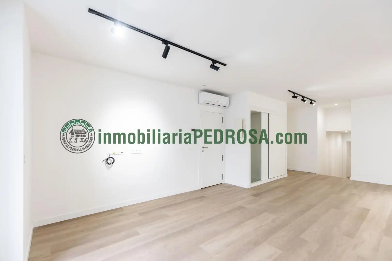 Loft en venda en Pontevedra Capital  amb Calefacció