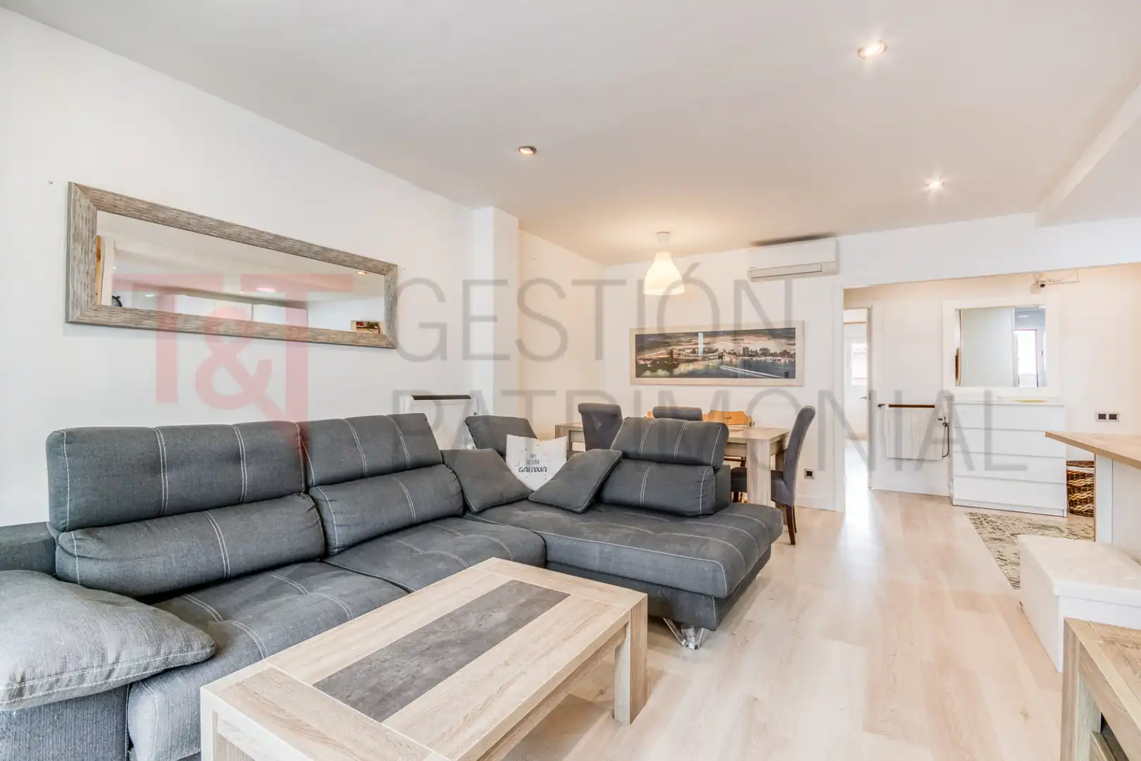 Living room of Flat for sale in Vallirana  with Air Conditioner, Heating and Storage room