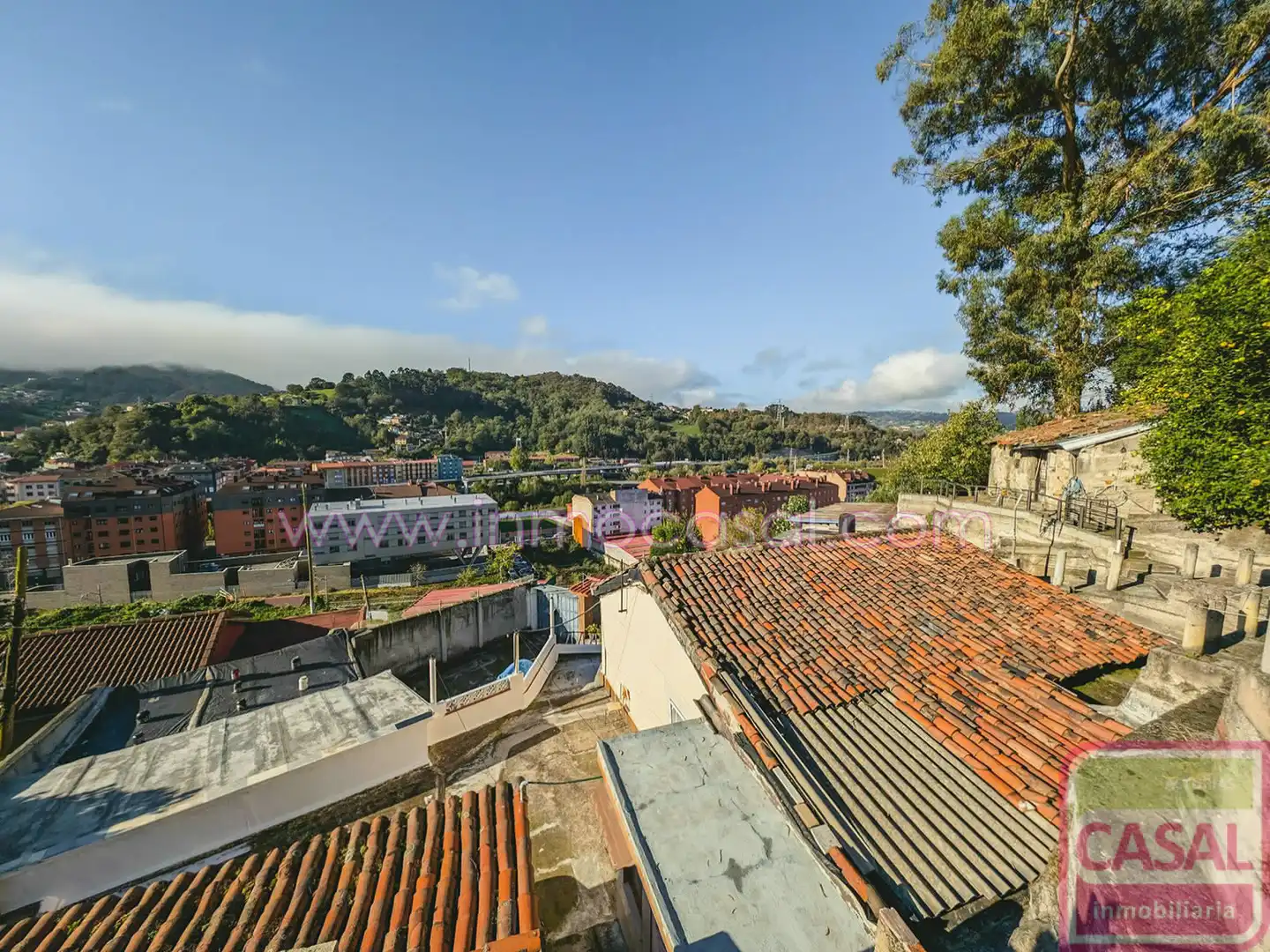 Casa o xalet en venda a BARRIO DE TRIANA, Ciaño - Zona Rural