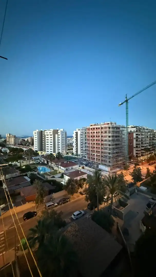 Vista exterior de Apartament de lloguer en Alicante / Alacant amb Aire condicionat, Piscina i Moblat