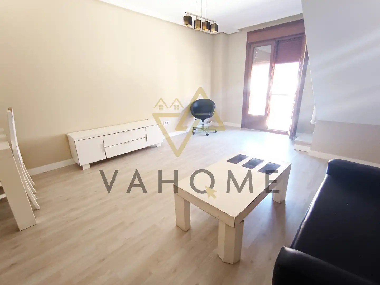 Sala de estar de Dúplex en venta en Numancia de la Sagra con Aire acondicionado, Calefacción y Amueblado