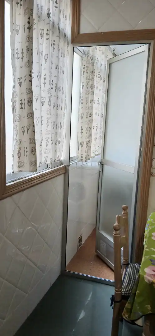 Bathroom of Flat for rent in Almería  with Air Conditioner, Terrace and Furnished