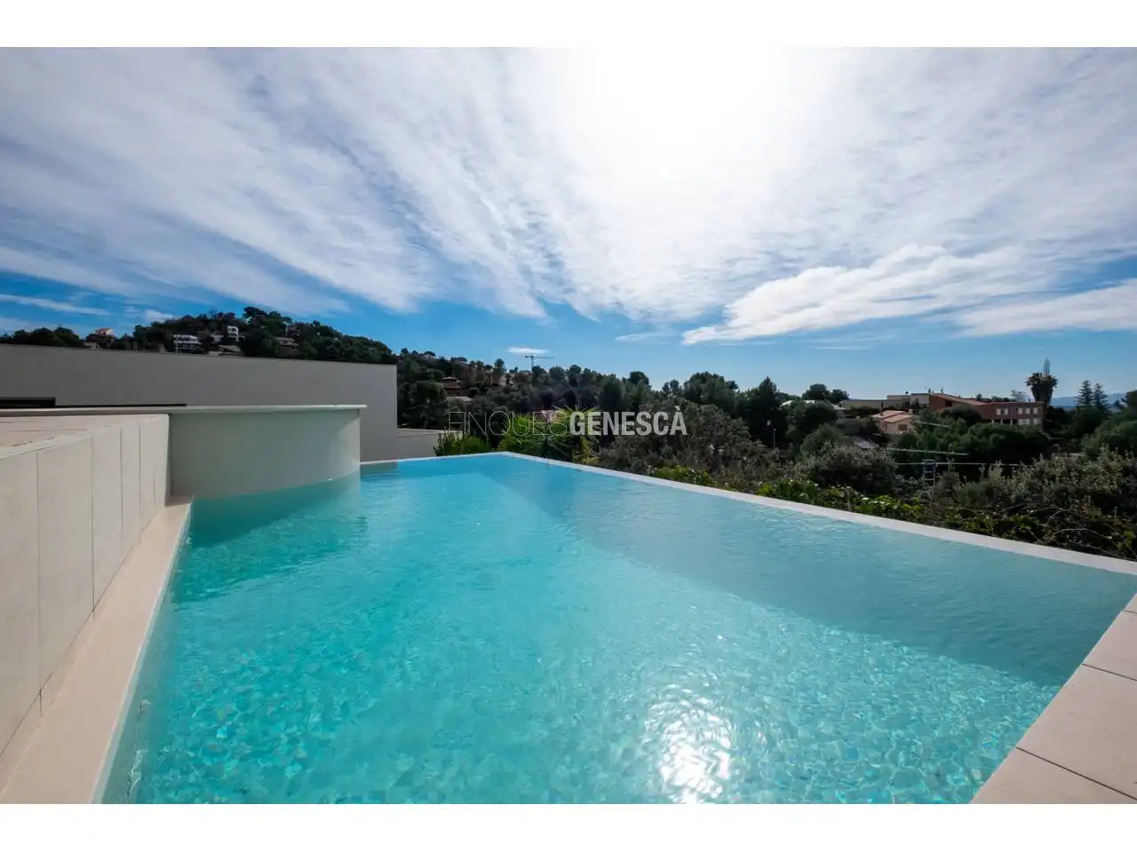 Piscina de Casa o xalet en venda en Matadepera amb Aire condicionat, Calefacció i Jardí privat