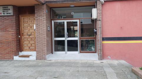 Foto 2 de Apartamento en venta en Avenida Fernandez Vallejo, Nueva Ciudad, Torrelavega