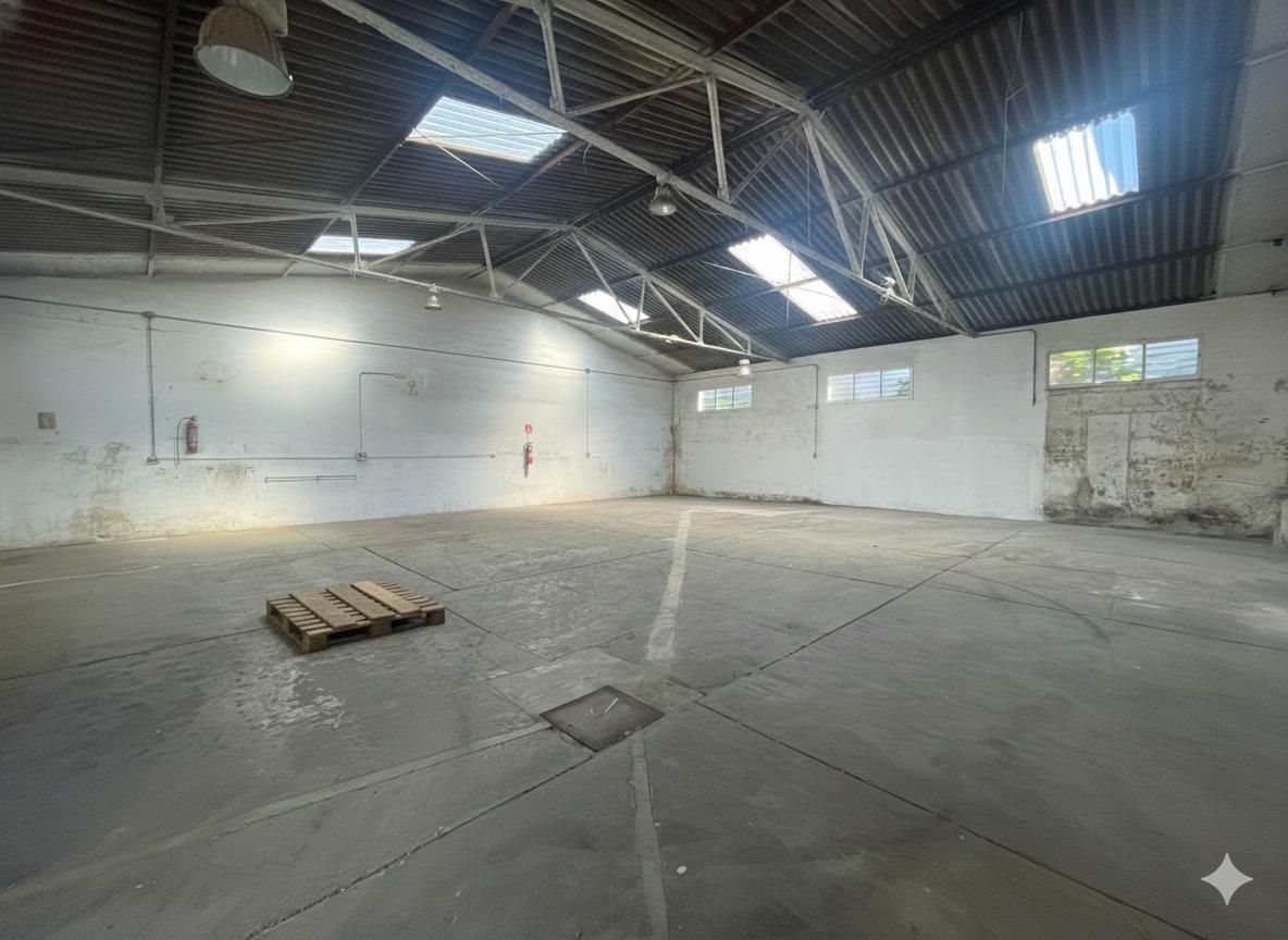 Industrial buildings for sale in Algeciras