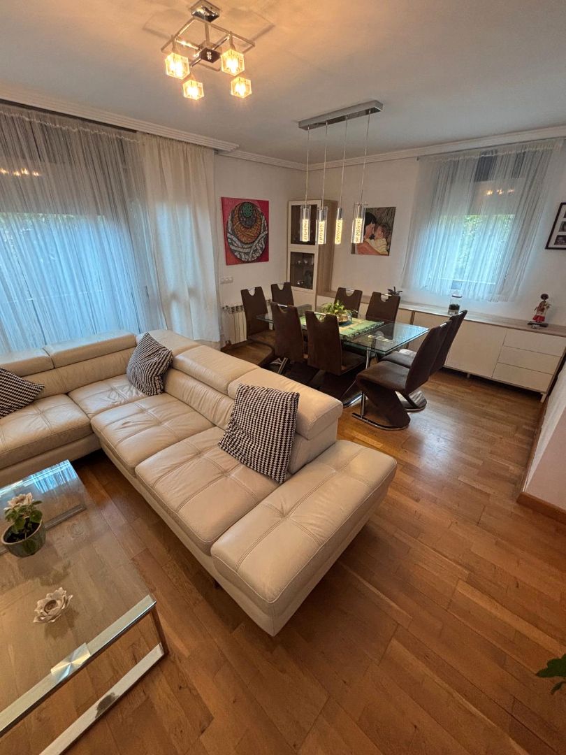 Living room of Single-family semi-detached for sale in Valdemoro  with Air Conditioner, Heating and Terrace
