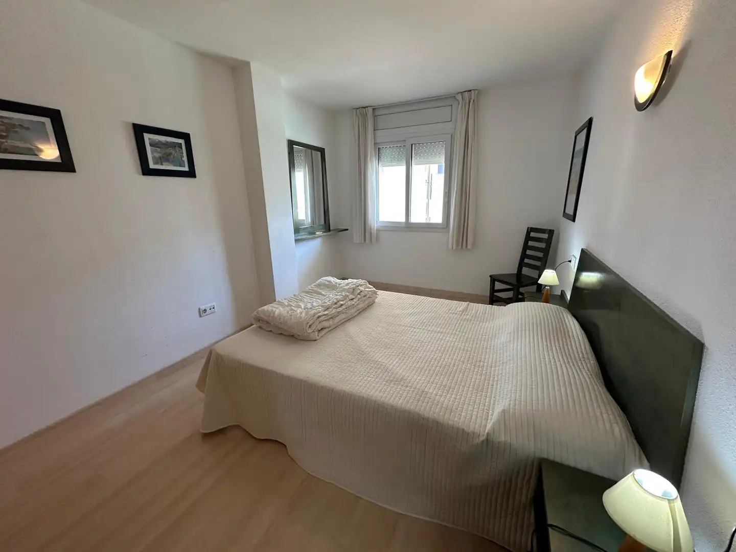 Habitación de Apartamento en venta en Roses con Terraza, Amueblado y Horno