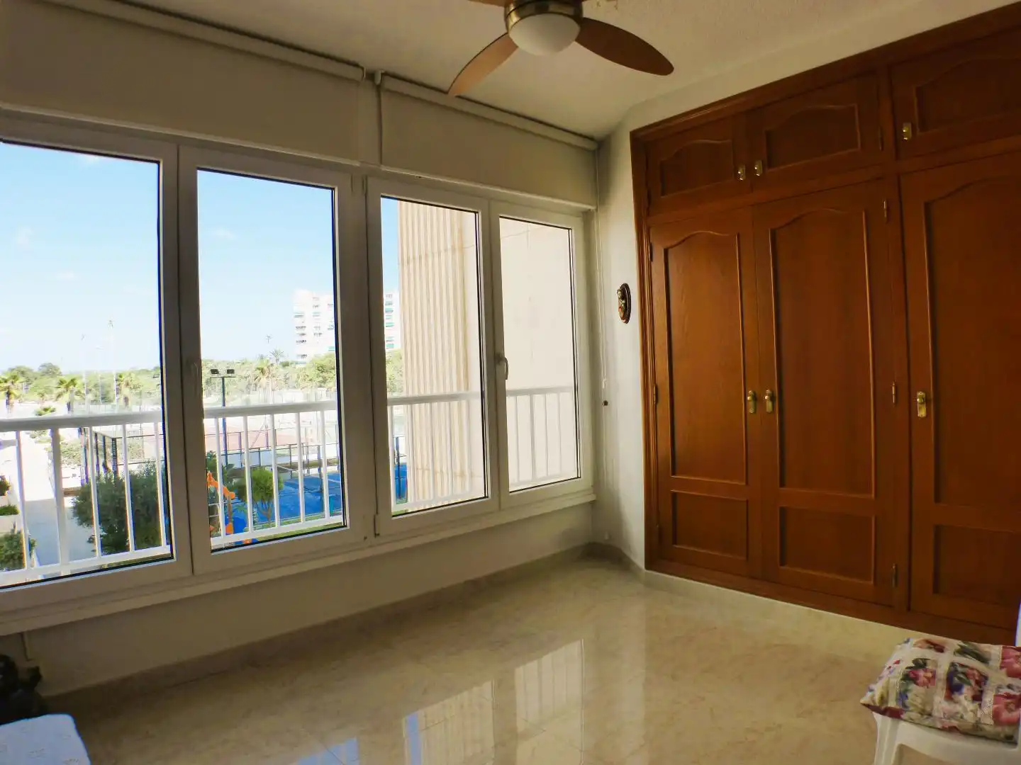 Dormitori de Apartament en venda en Alicante / Alacant amb Terrassa i Piscina