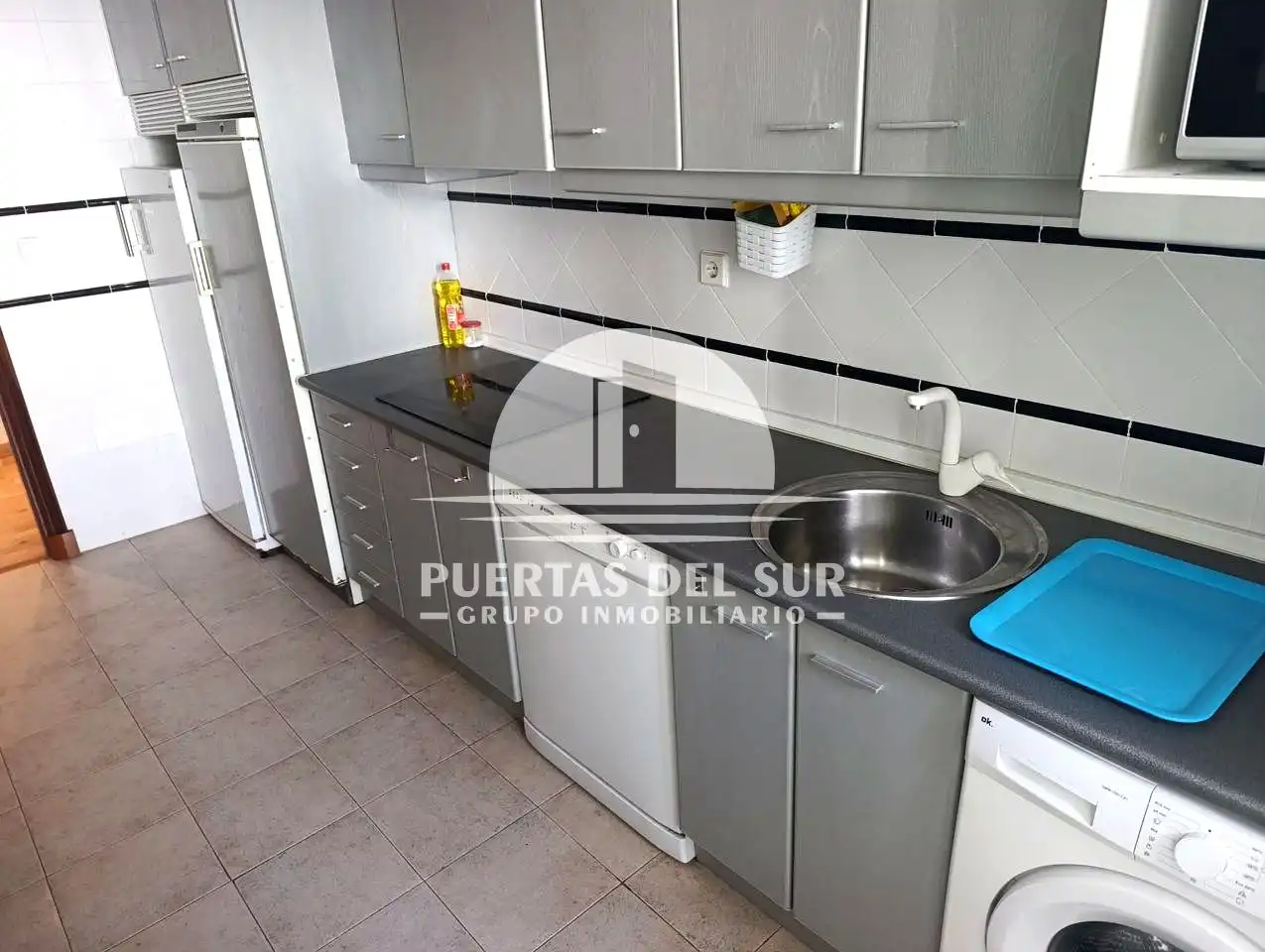 Cocina de Piso en venta en Rota con Terraza