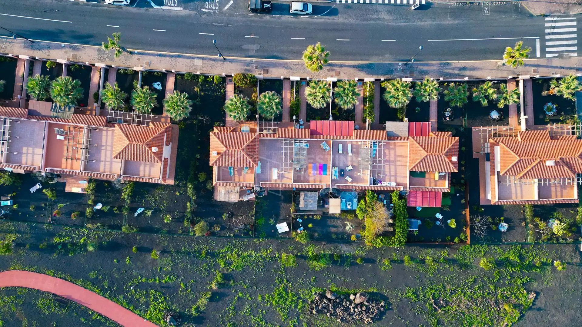 Vista exterior de Casa o xalet en venda en La Oliva amb Aire condicionat i Jardí privat