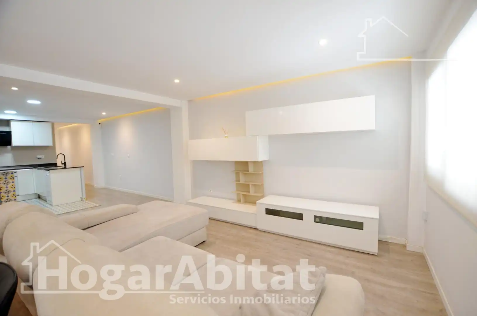 Flat for sale in Calle Presbítero Baltasar Carrasco, imagen 3