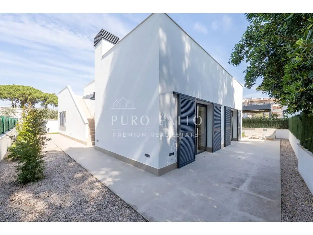 Exterior view of Houses for sale in Cambrils  with Air Conditioner, Private garden and Terrace