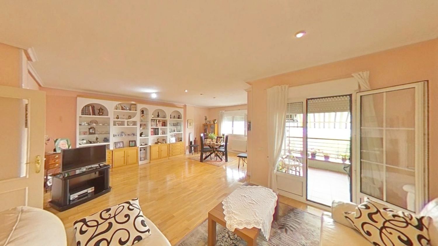 Living room of Duplex for sale in  Toledo Capital  with Heating, Terrace and Swimming Pool