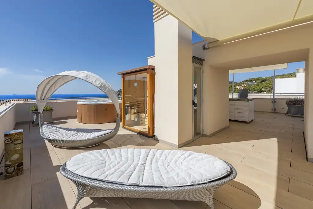 Terrasse von Wohnungen zum Verkauf in Andratx mit Terrasse, Schwimmbad und Balkon