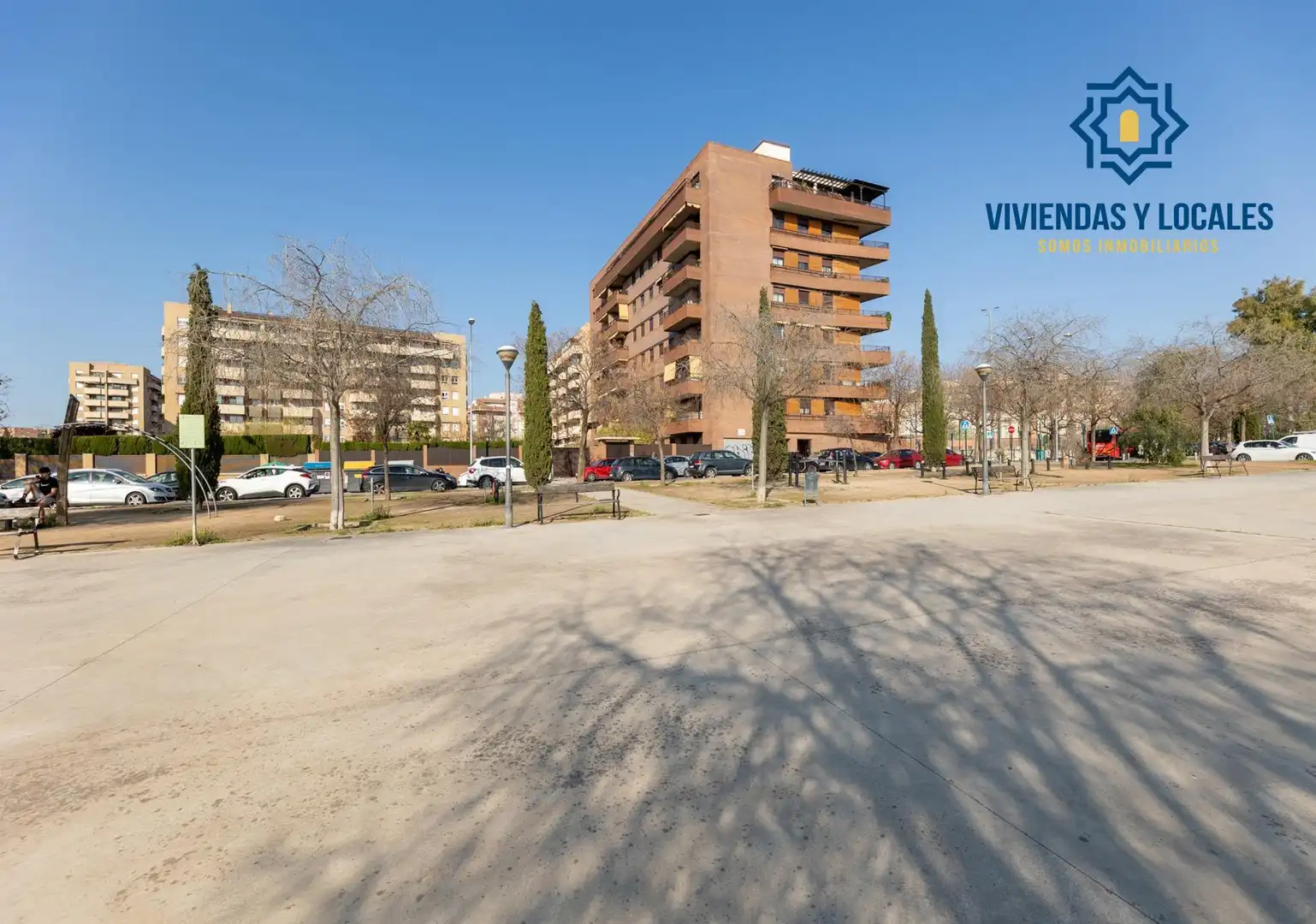 Flat for sale in Calle Calle Mecina-Bombarón, Rosaleda - Juventud