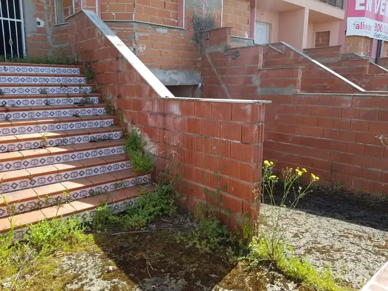 Vista exterior de Casa o chalet en venta en Pedroso de Acim con Jardín privado