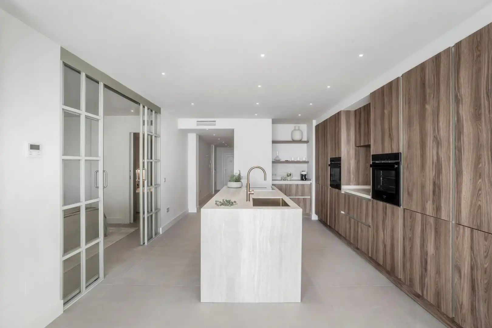 Wohnung mit Pool zum Verkauf in Nueva Andalucía, imagen 10