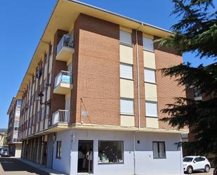 Exterior view of Flat for sale in Cervera de Pisuerga  with Heating, Furnished and Oven