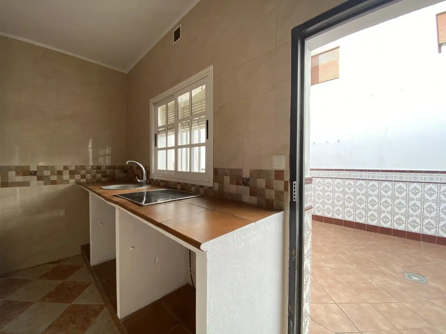 Kitchen of Houses for sale in Chipiona  with Terrace and Storage room