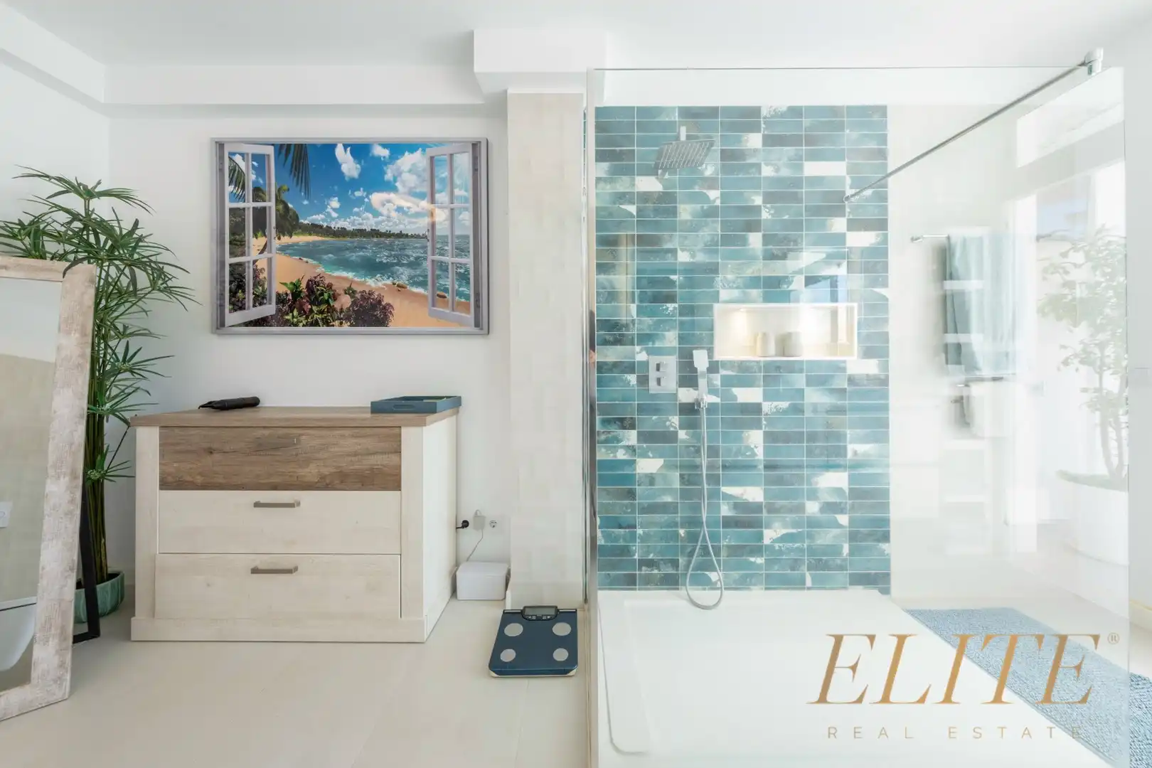 Badezimmer von Einfamilien-Reihenhaus zum Verkauf in Mogán mit Klimaanlage, Heizung und Terrasse