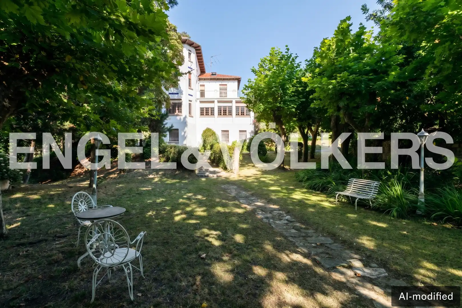 Jardí de Casa o xalet en venda en Gijón  amb Calefacció, Jardí privat i Terrassa