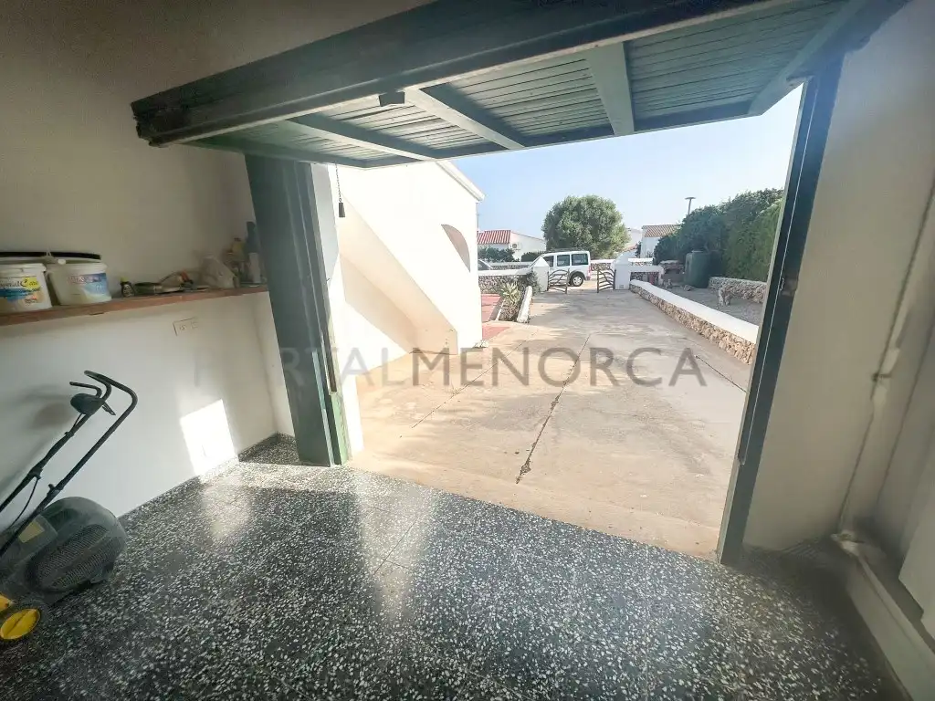 Vista exterior de Casa o xalet en venda en Maó - Mahón amb Piscina