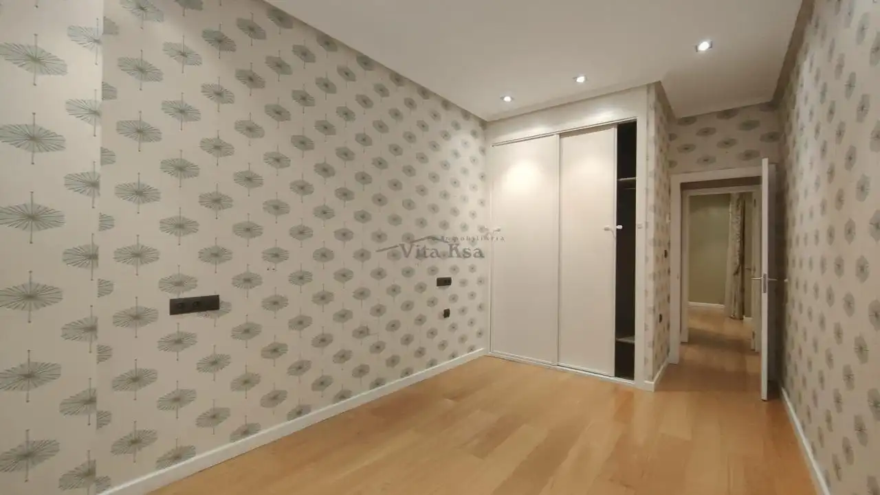 Bedroom of Flat for sale in Ourense Capital   with Heating and Parquet flooring