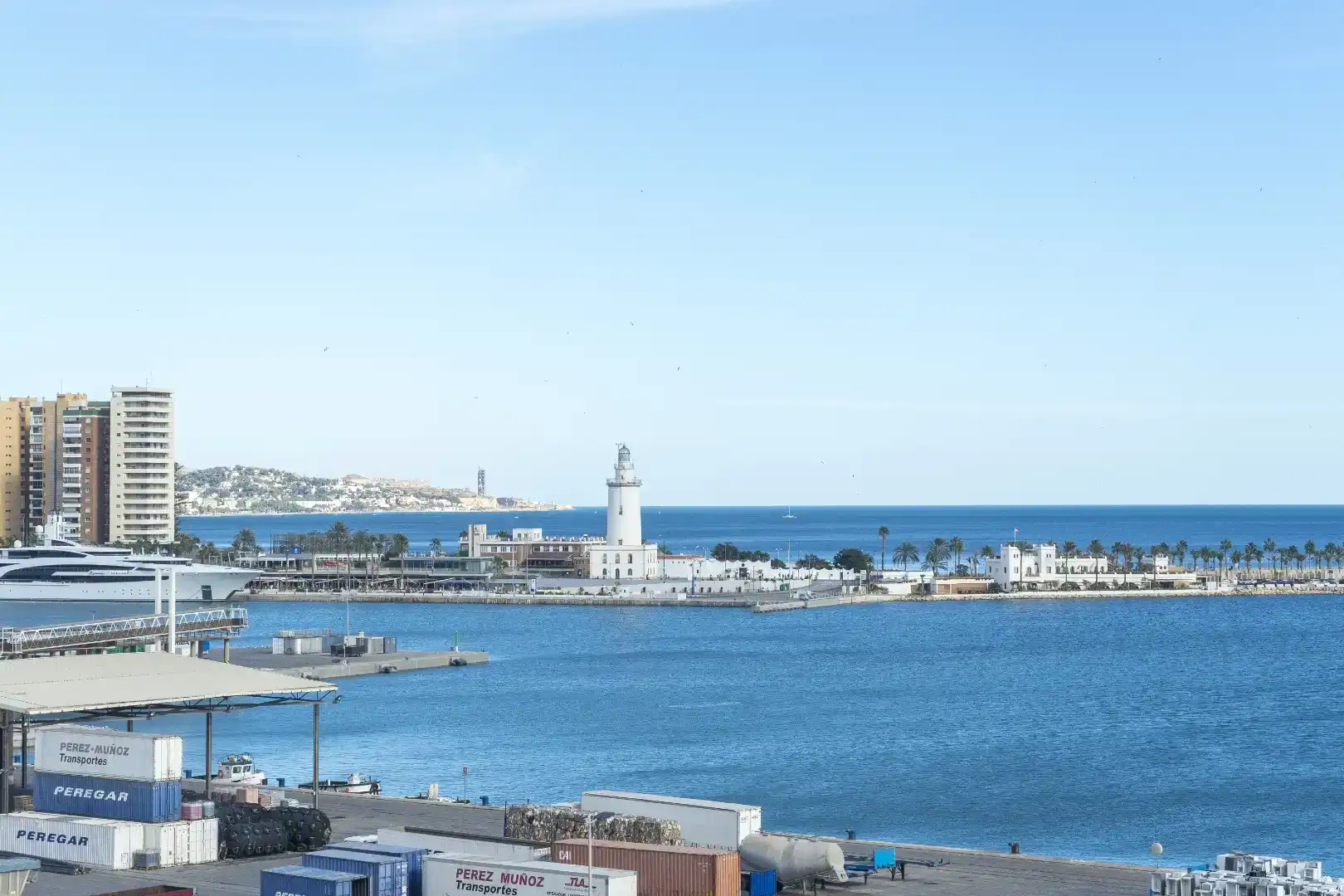 Außenansicht von Dachboden zur Miete in Málaga mit Klimaanlage, Abstellraum und Möbliert