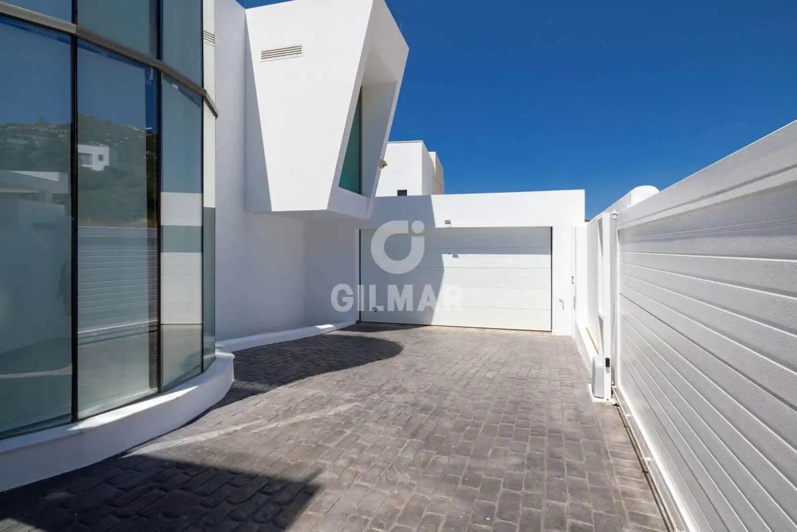 Vista exterior de Casa o chalet en venta en Zahara de los Atunes con Calefacción, Jardín privado y Piscina