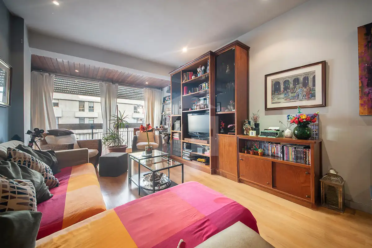 Living room of Flat for sale in Barcelona  with Air Conditioner and Heating