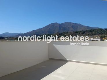 Wohnung mit Pool zum Verkauf in Estepona Pueblo