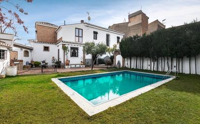 Jardí de Casa o xalet en venda en Churriana de la Vega amb Calefacció i Piscina